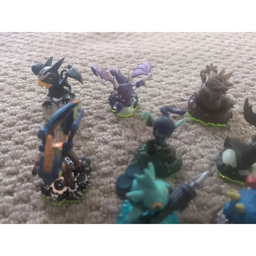 Skylanders‎ Spyros  Figurine Lot of 8 Bundle Green Bottom